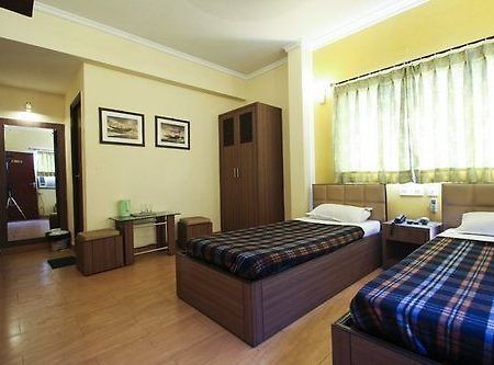 Tiger Inn Калькутта Экстерьер фото